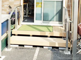 YKKAPのウッドデッキ リウッドデッキ 200 施工例