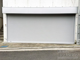 のガレージシャッター プラテアII スチールタイプ  外置き 電動式 施工例