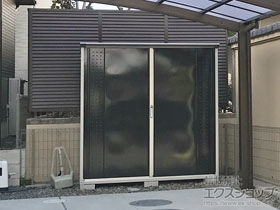 の物置・屋外倉庫 グランプレステージジャンプ 1879×750×1900 GP-197A-F-CK 施工例