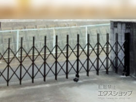 のカーゲート トリップゲート RA型 ノンレール 片開き 35S 施工例