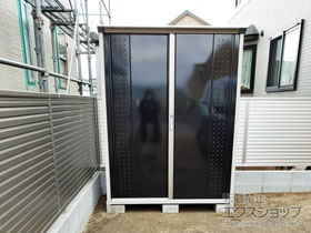 の物置・屋外倉庫 グランプレステージジャンプ 1488×750×1900 GP-157A-F-CK 施工例