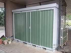 の物置・屋外倉庫 ネクスタ 一般型 3050×1370×2020（NXN-45S） NXN-45S-OG 施工例