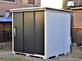 の物置・屋外倉庫 エルモ 一般型 2220×1870×2118 LMD-2218-SM 施工例