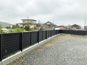 のフェンス・柵 ミエーネフェンス 目隠しルーバータイプ 自由柱施工 施工例