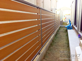 のフェンス・柵 ルシアスフェンスF04型 横板 木目カラー 自由柱施工 施工例