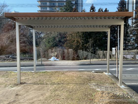 のカーポート ジーポートneo Aタイプ 2台用 角柱4本柱 積雪〜100cm対応 木調マテリアルカラー 施工例