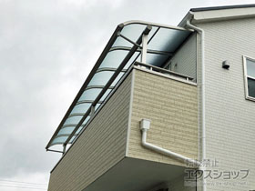 のバルコニー・ベランダ屋根 ヴェクターテラス R型 屋根タイプ 連棟 積雪〜20cm対応 施工例