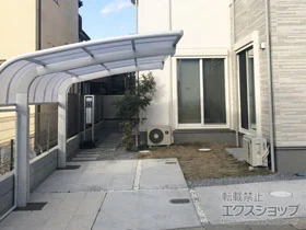 LIXIL リクシル(トステム)のカーポート テールポートシグマIII 積雪～20cm対応 施工例