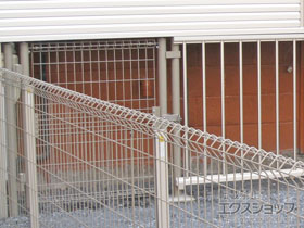 の門扉 イーネット門扉1型 片開き 門柱使用 施工例