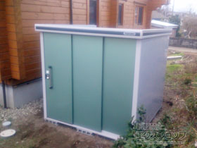 の物置・屋外倉庫 エルモ 積雪型 2220×2220×2118（LMDS-2222） LMDS-2222-EG 施工例