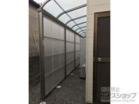 のストックヤード スピーネストックヤードR型 連棟 波板タイプ スクリーン仕様 積雪~50cm対応 施工例