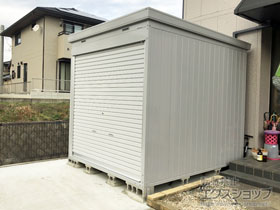 の倉庫・ガレージ バイク保管庫 一般型 床付タイプ 2210×2630×2375 ハイルーフ FXN-2226HY 施工例