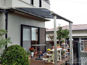 のテラス屋根 プレシオステラス R型 テラスタイプ 単体 積雪〜20cm対応 施工例