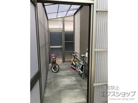 のストックヤード スピーネストックヤードF型 波板タイプ ヤード仕様（両ドア仕様）積雪~20cm対応 施工例