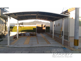 のカーポート ネスカR (ラウンドスタイル) ワイド 積雪〜20cm対応 施工例