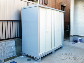 の物置・屋外倉庫 シンプリー 一般型 2160×905×1903（MJX-219E） MJX-219E-FW 施工例