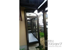 のテラス囲い・サンルーム サニージュ R型 床納まり ランマ無 積雪〜20cm対応 施工例