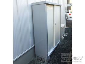 の物置・屋外倉庫 シンプリー 一般型 1320×415×1603（MJX-134D-P） MJX-134D-P-FW 施工例