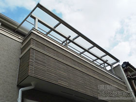 のバルコニー・ベランダ屋根 ヴェクターテラス F型 屋根タイプ 単体 積雪〜20cm対応 施工例
