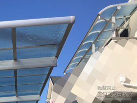 のバルコニー・ベランダ屋根 ヴェクターテラス R型 屋根タイプ 連棟 積雪〜20cm対応 施工例