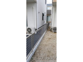 のフェンス・柵 シンプレオフェンスM2型 縦井桁メッシュ 自由柱施工 施工例