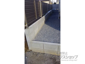 のフェンス・柵 ミエーネフェンス 目隠しルーバータイプ 自由柱施工 施工例