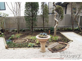 のフェンス・柵 セレビューフェンス R4型 自在柱 施工例