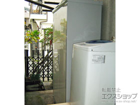 の物置・屋外倉庫 アイビーストッカー 1100×515×1903（BJX-115E） BJX-115E-FW 施工例