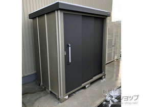 の物置・屋外倉庫 エスケーエイト SK8S-70 多雪型 1800×1200×1940 SK8S-70-GK 施工例