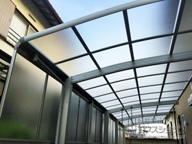 のカーポート レイナポートグラン 縦連棟　積雪〜20cm対応 施工例