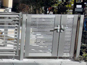 の門扉 ライシス門扉 1型 細横桟 両開き親子 柱使用 施工例