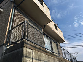 のフェンス・柵 シンプレオフェンスM2型 縦井桁メッシュ 自由柱施工 施工例