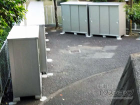 の物置・屋外倉庫 エスモ 一般型 2100×900×1959【2台】 ESE-2109A-SS 施工例