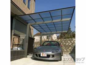 のカーポート フーゴF (フラットスタイル) 木調色 積雪〜20cm対応 施工例