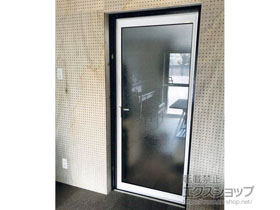 の二重窓（内窓） インプラス ダストバリア仕様 テラスドア 外観右吊元 施工例