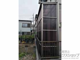 ストックヤード オイトック 波板タイプ 両側FIXタイプ H9尺 積雪〜20cm対応*はね出し納まり(片ドア付きタイプ) 施工例