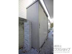 の物置・屋外倉庫 エスモ 一般型 1797×750×1959 ESE-1807A-PW 施工例