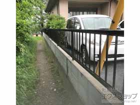 のフェンス・柵 シンプレオフェンスT2型 たて格子(16本)タイプ 自由柱施工 施工例