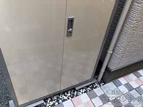 物置 アイビーストッカー 1100×755×1903 BJX-117E-FW 施工例
