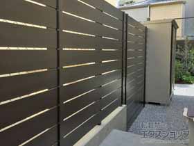のフェンス・柵 アーバンフェンス 14段横張り 隙間10mm 施工例
