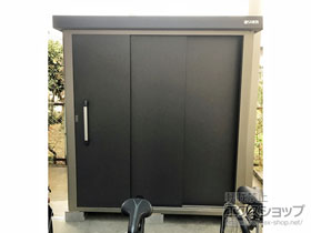 の物置・屋外倉庫 エスケーエイト SK8-70 一般型 1800×1200×1940 SK8-70-GK 施工例