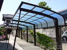 のカーポート レイナキャップポートグラン 縦連棟　積雪〜20cm対応 施工例