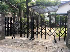 のカーゲート トリップゲート RC型 ノンレール 両開き 38W(19S+19M) 施工例