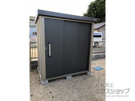 の物置・屋外倉庫 エスケーエイト SK8-70 一般型 1800×1200×1940 SK8-70-GK 施工例