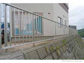 のフェンス・柵 ミエッタフェンス 防犯たて格子タイプ 自由柱施工 施工例