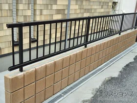 Value Select�̃t�F���X�E��E�� �~�G�b�^�t�F���X �h�Ƃ��Ċi�q�^�C�v ���R���^�C�v �{�H��