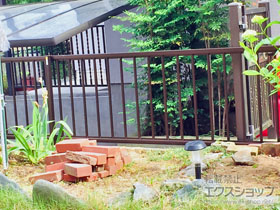 のフェンス・柵 ミエッタフェンス 防犯たて格子タイプ 自由柱施工 施工例