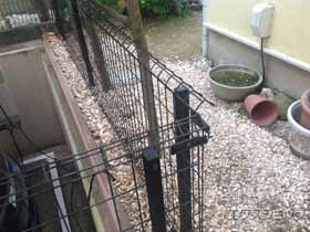 のフェンス・柵 イーネットフェンス1F型 自由柱タイプ 施工例