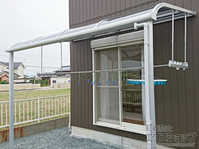 のテラス屋根 スピーネ R型 テラスタイプ 単体 積雪〜20cm対応 施工例