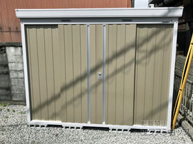 の物置・屋外倉庫 ネクスタ 一般型 2630×950×2020 NXN-26S-MB 施工例